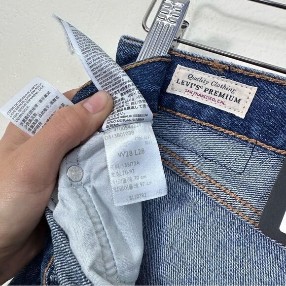 Levi's Premium Wedgie Straight Fit Women’s Jeans Size 28 - Picture 3 of 10